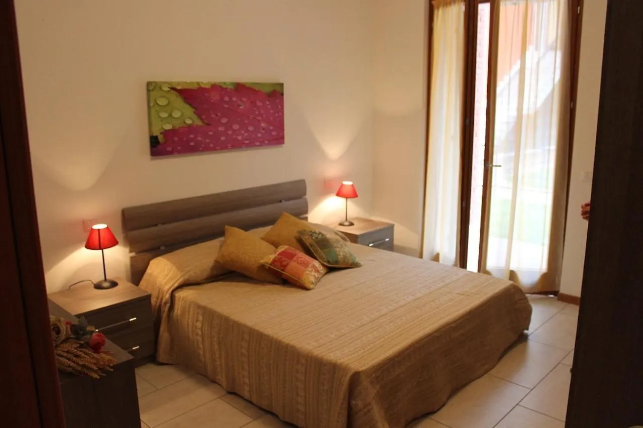 Casa Di Chiara Apartment Peschiera del Garda 0*,  Italy